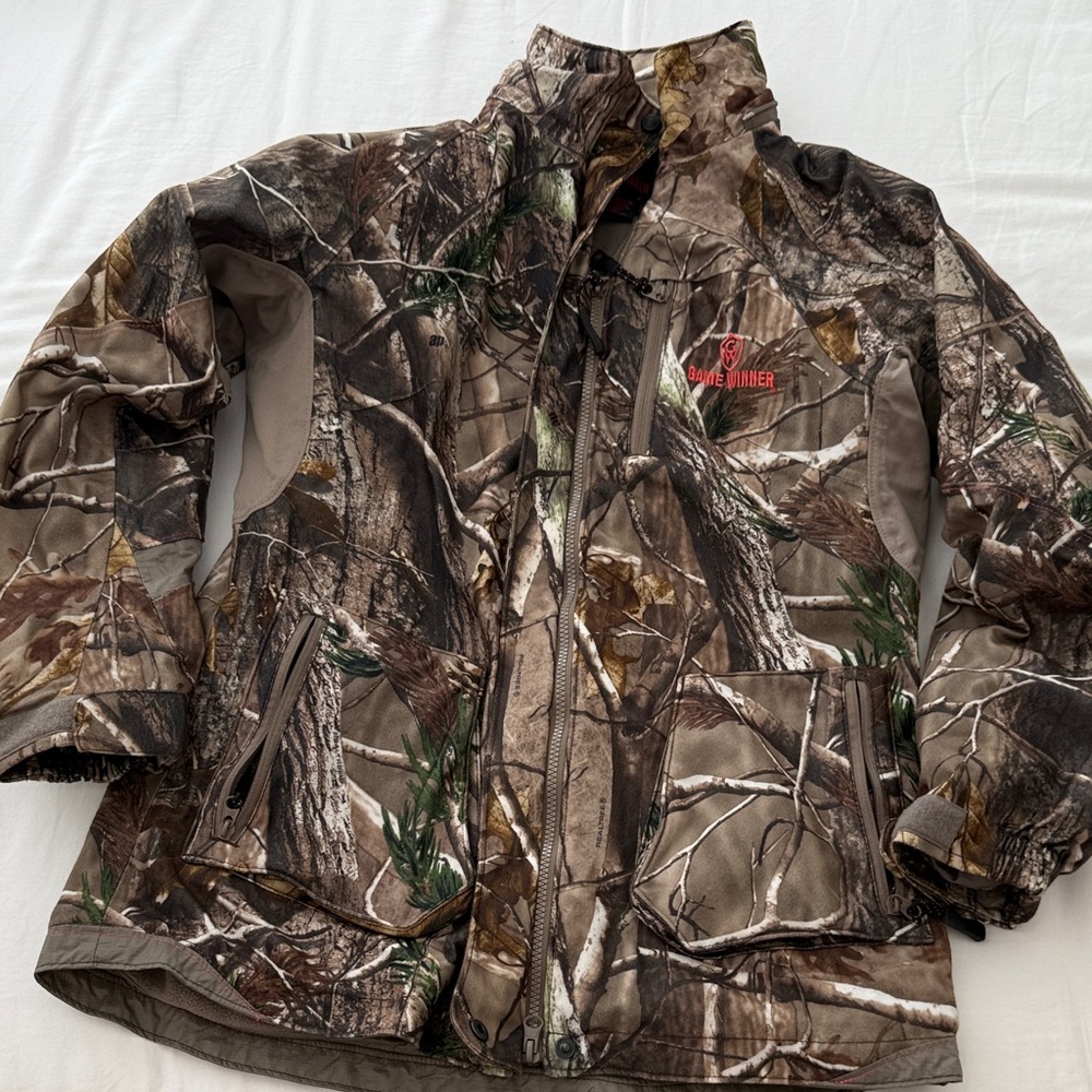 Camo woman’s Jacket size s